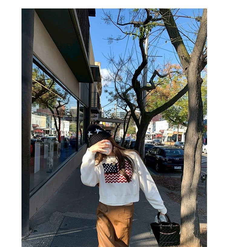 Thu. 一眼街拍美式印花圓領可愛毛衣 杏