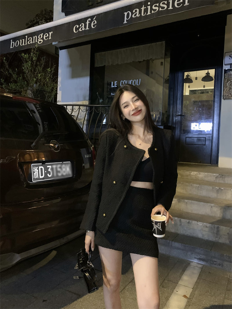 Sat. All Black 女主小香風外套 半身裙