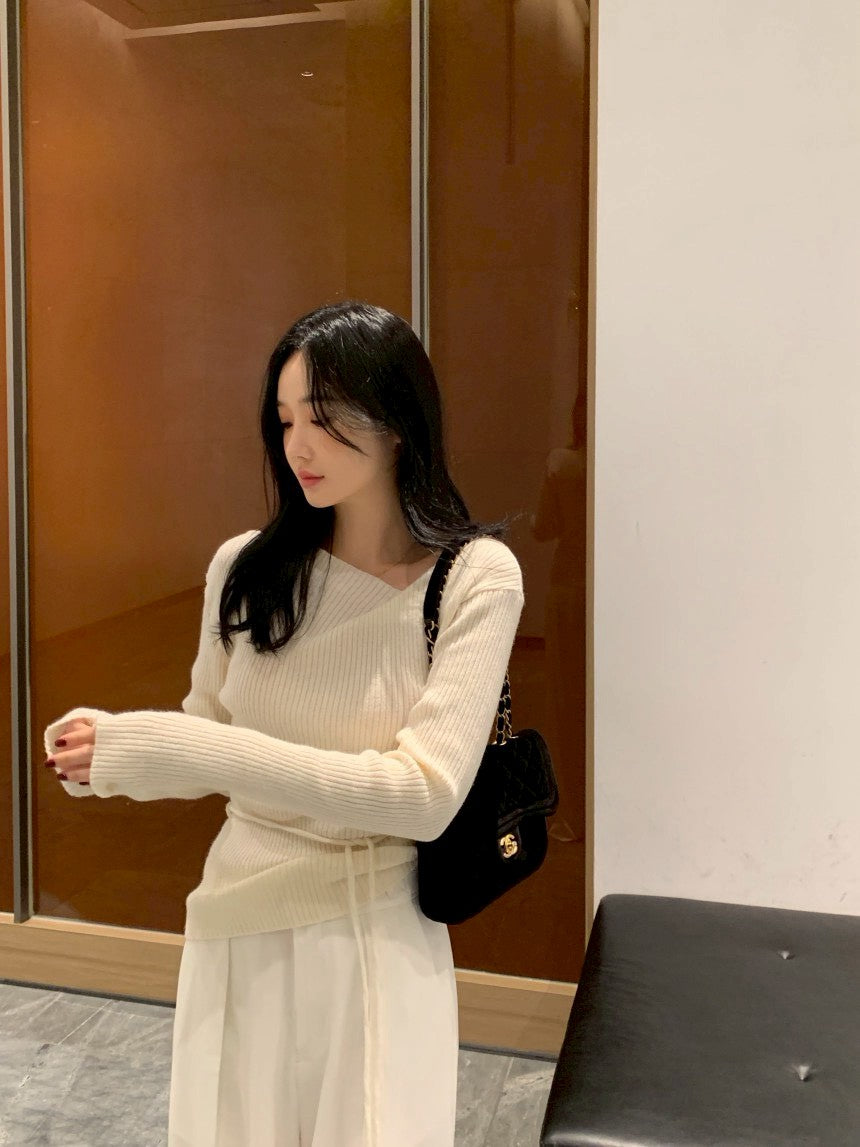 Fri. 秋冬設計感修身繫帶慵懶針織上衣 黑/米白