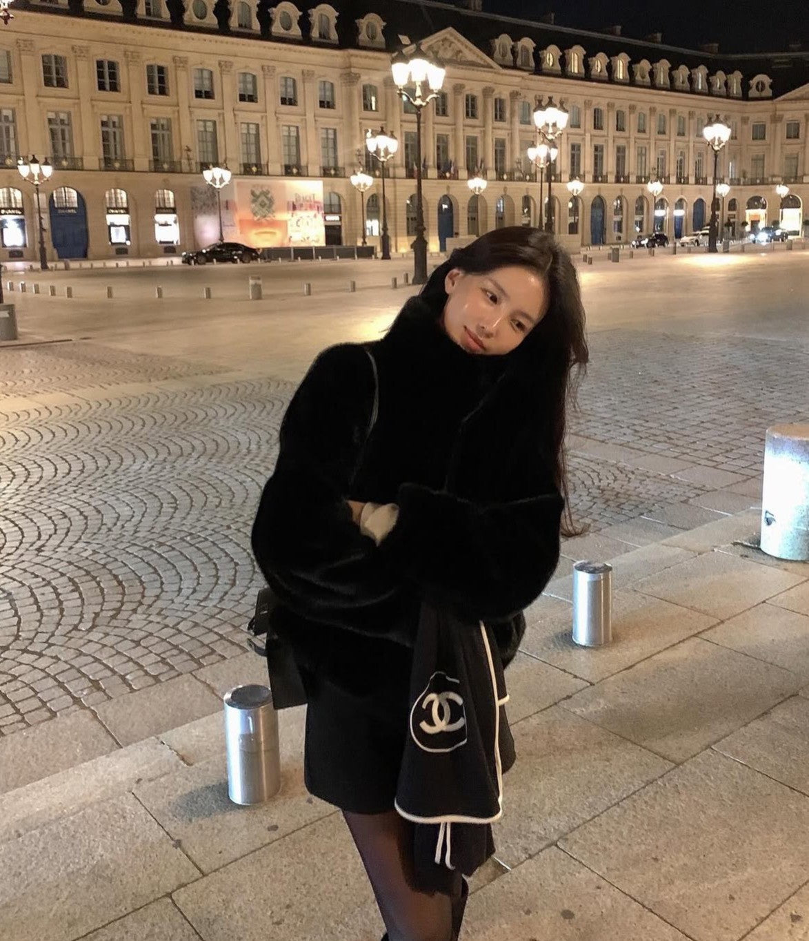 Mon. 毛絨輕奢百搭仿兔絨外套 杏/黑