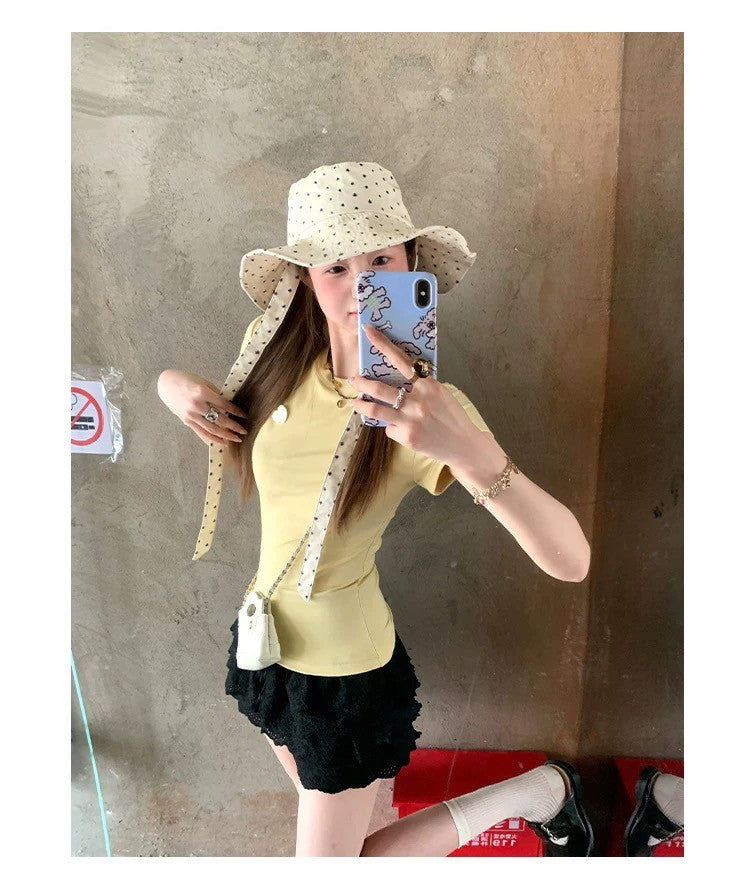 Fri. 小而美圓領打底立體愛心造型上衣 奶黃