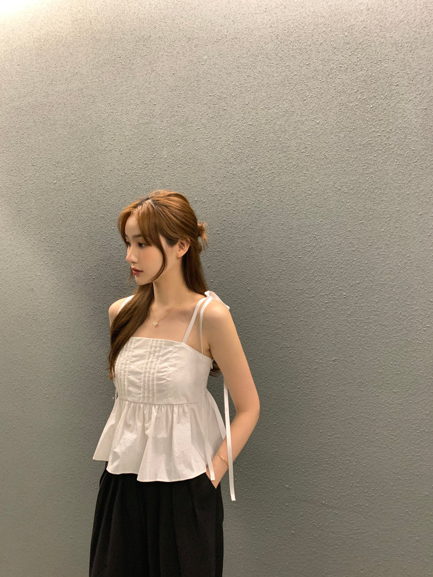 Sun. 度假穿搭設計感綁帶背心 白