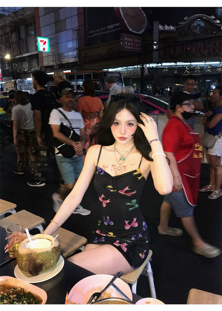Mon. 蝴蝶逸逃Y2K風格彩繪細肩吊帶裙 黑