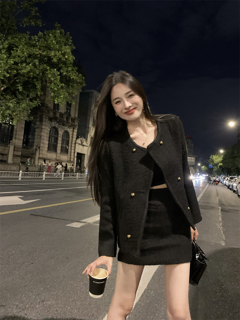 Sat. All Black 女主小香風外套 半身裙