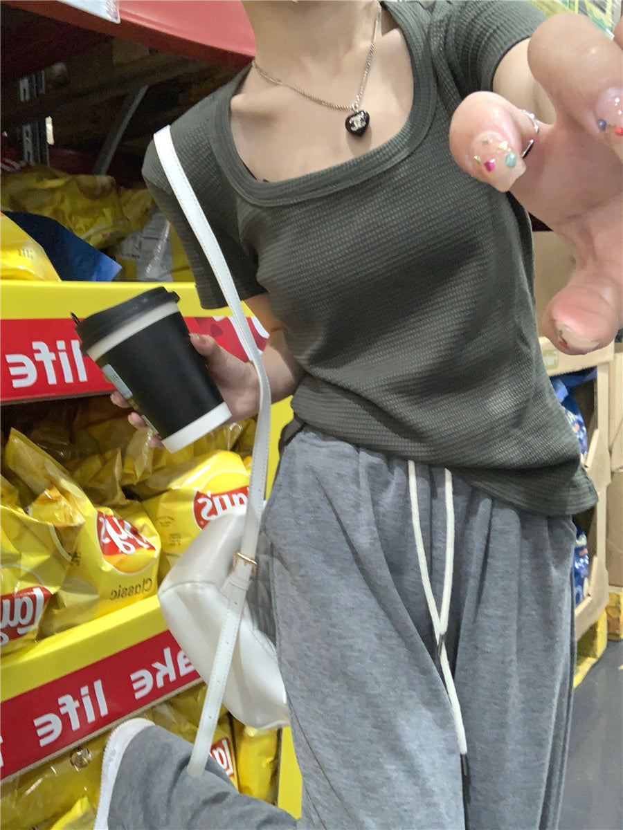 Wed. 大U領華夫格短版上衣 綠