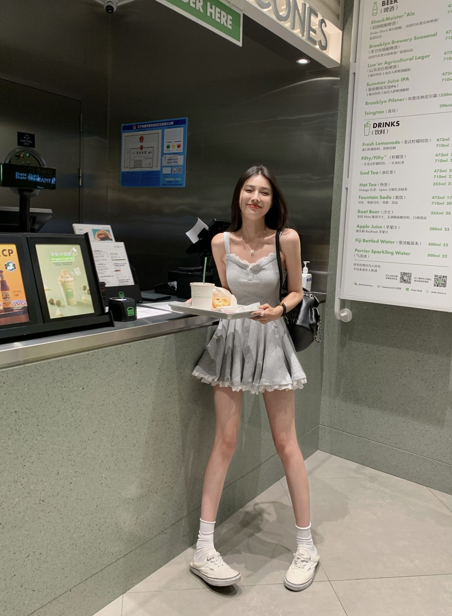 Wed. 芭比收腰蕾絲裙