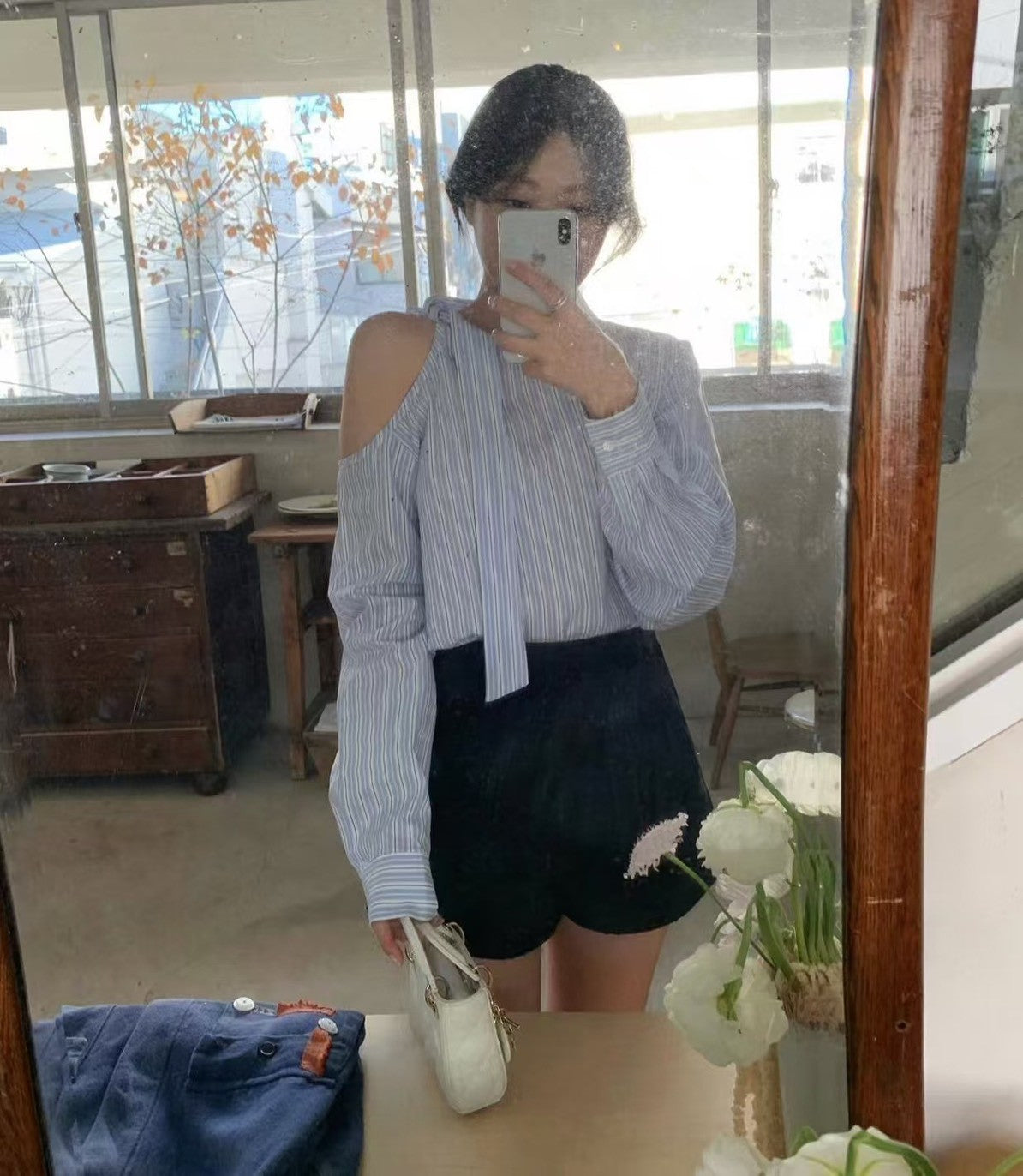 Mon. 復古韓早春條紋綁帶露肩上衣 藍