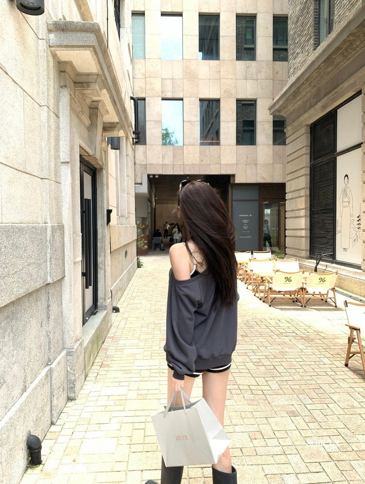 Wed. 露思休閒慵懶私服穿搭款 斜肩上衣 內搭撞色背心 短褲