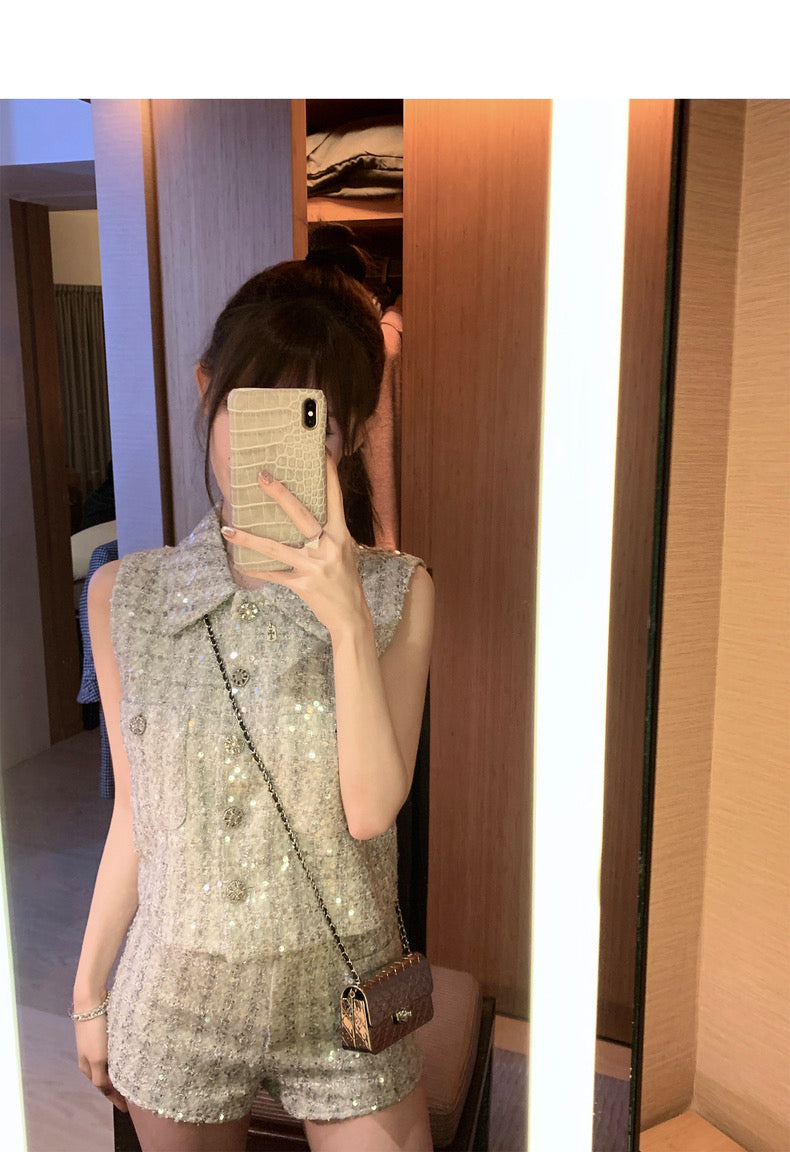 Sat. 氣質小香 銀色透明亮片背心套裝