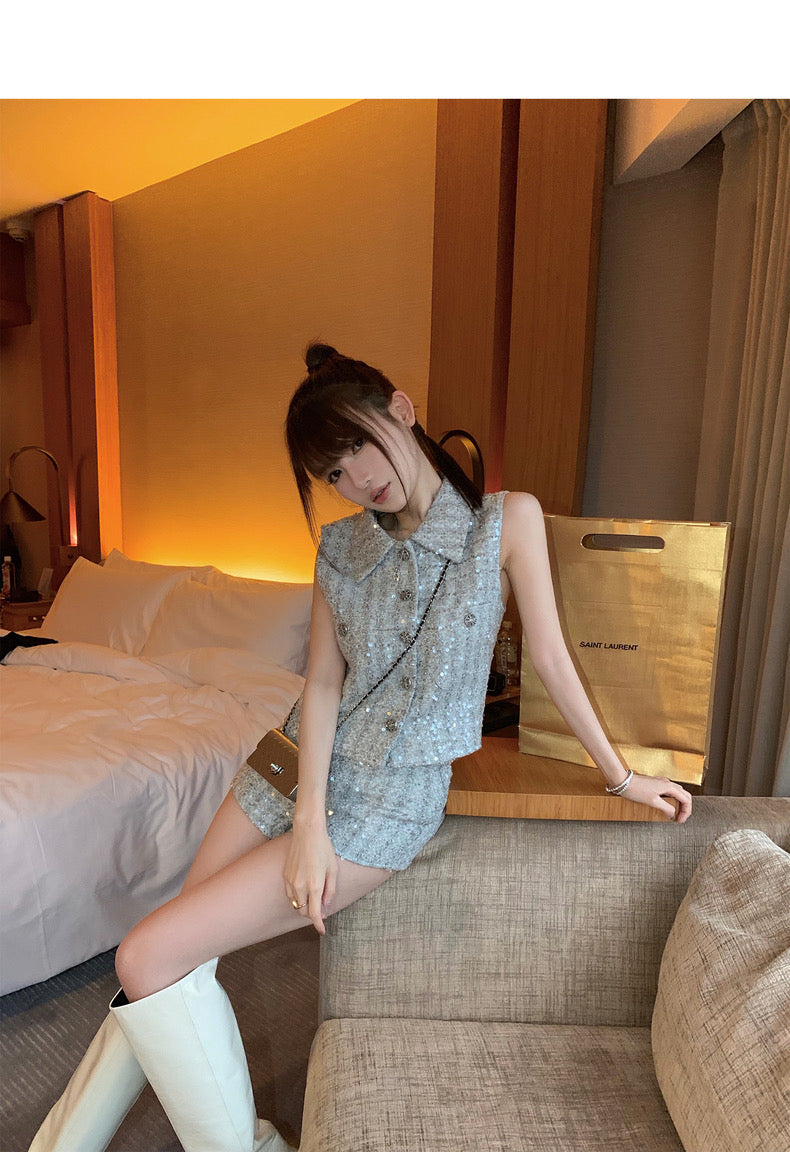 Sat. 氣質小香 銀色透明亮片背心套裝