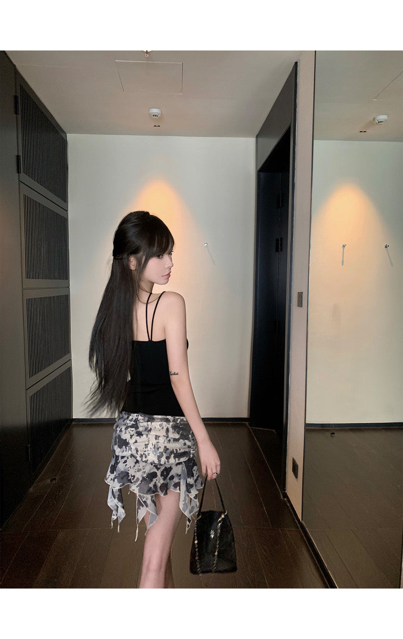 Sat. 野生浪漫 黑色垂墜性感背心