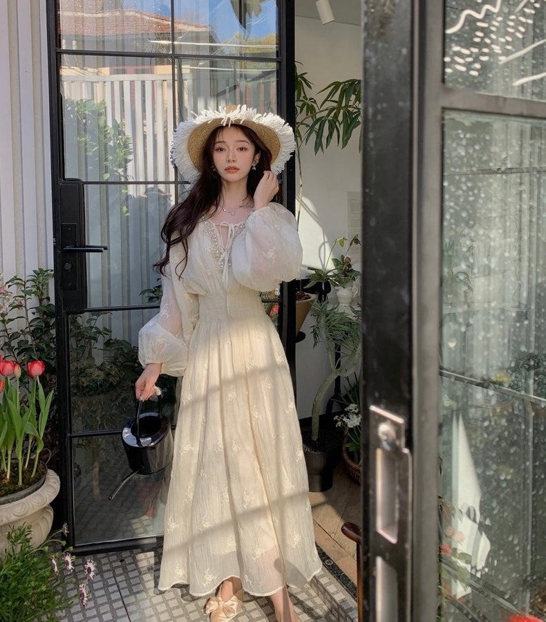Sat. 初戀南法 法式肌理刺繡洋裝