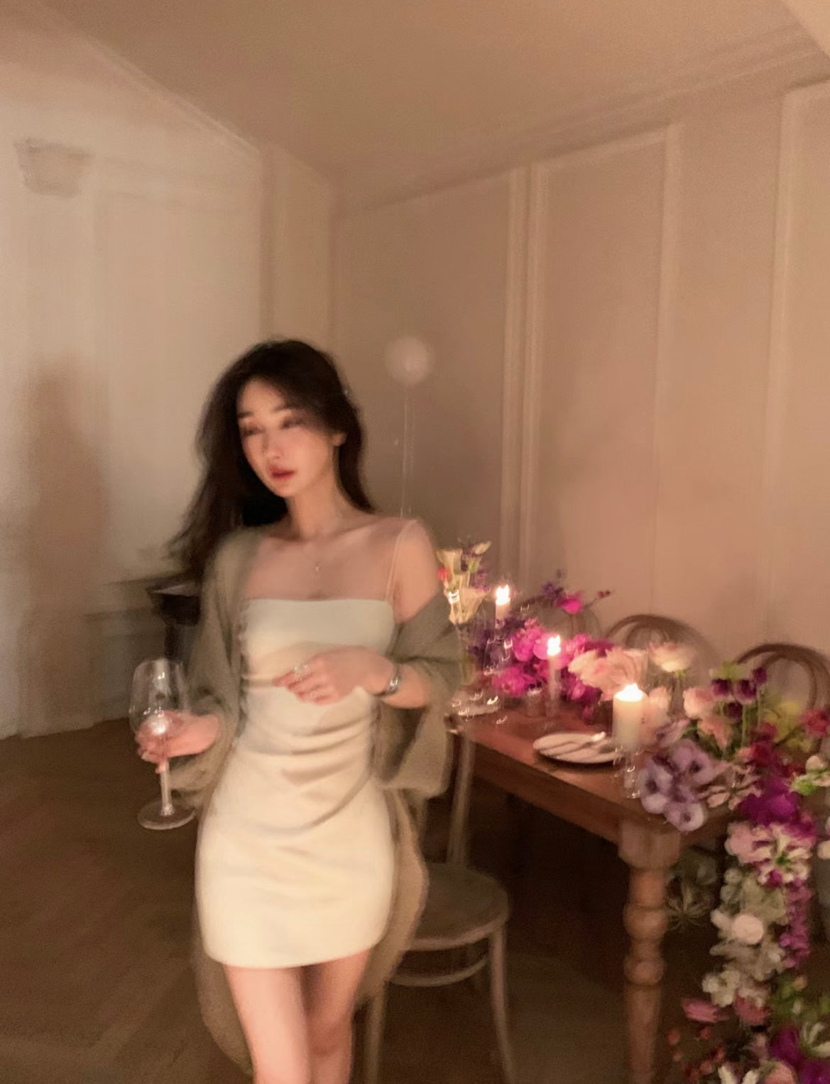 Fri. 氣質腰側抓皺短洋裝 白