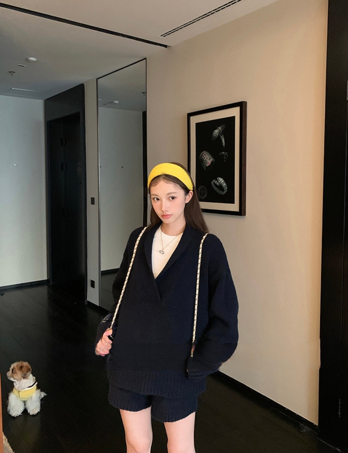 Sat. 鬆弛老錢 jennie同款羊毛大V領針織短褲套装 白/藏青