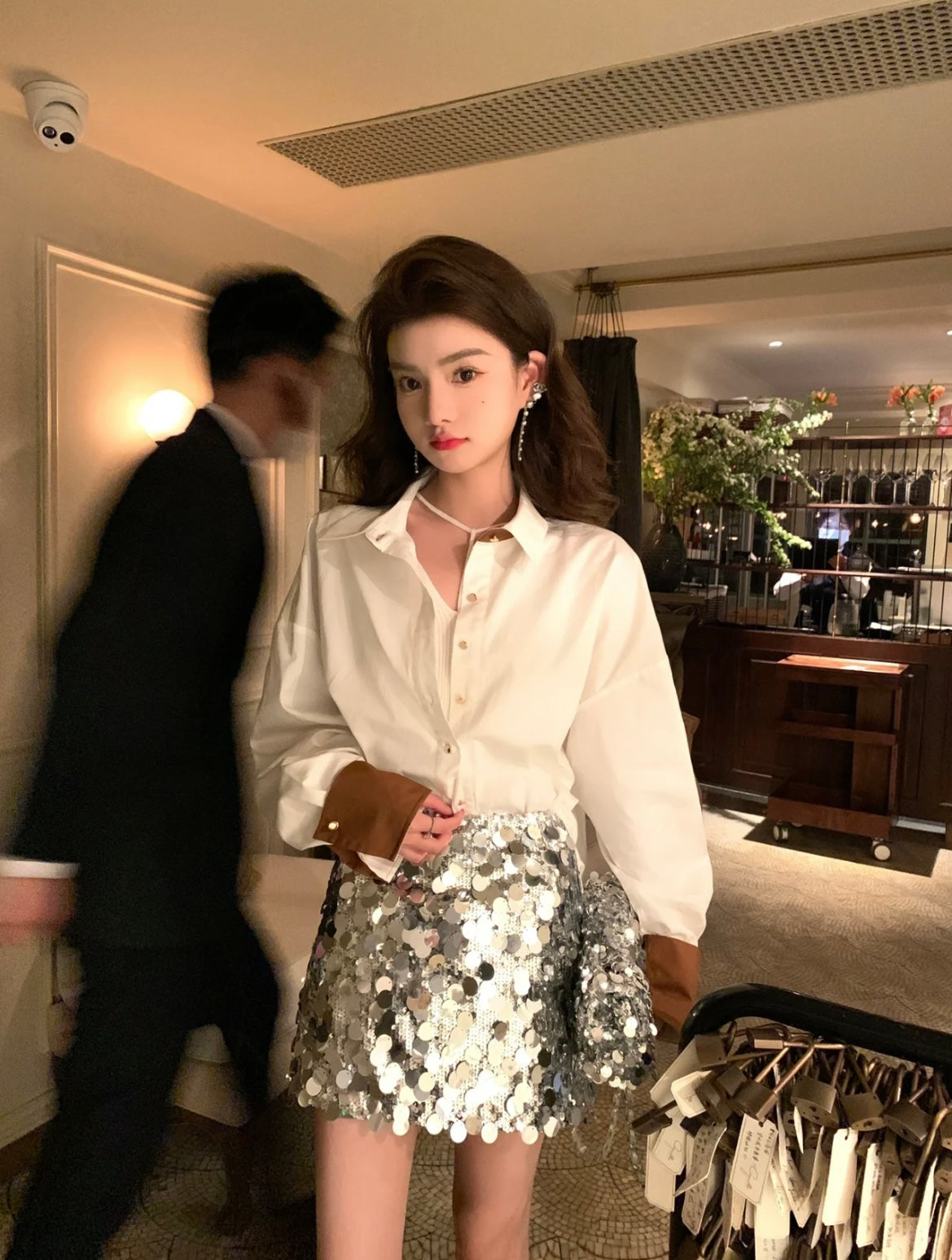 Sat. 絕美亮片包臀裙