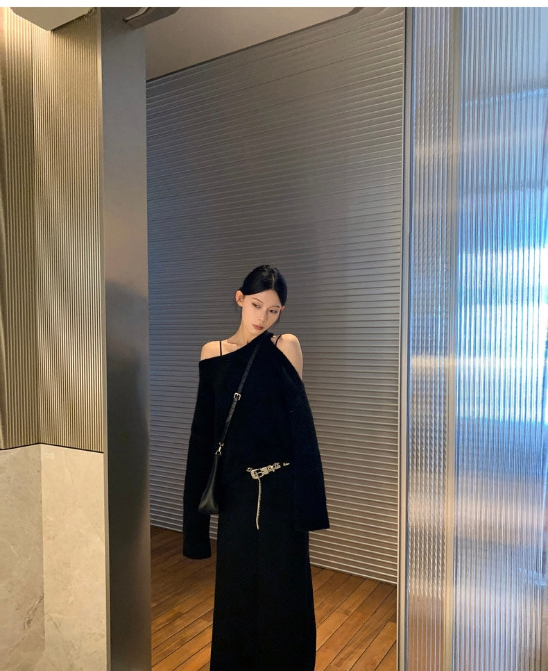 Wed. 辣妹冬日 慵懶不規則露肩針織上衣 黑