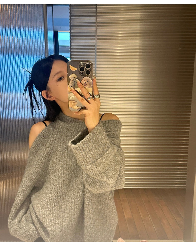 Wed. 辣妹冬日 慵懶不規則露肩針織上衣 灰