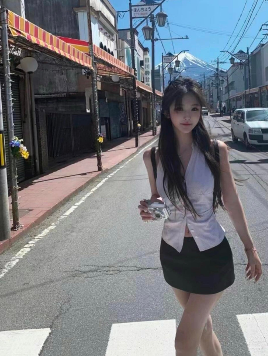 Set. 韓女週末日 純欲翻領修身上衣 低腰短裙套裝