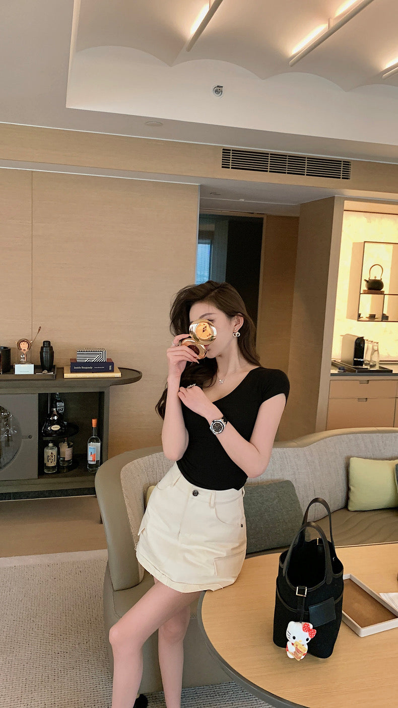 Wed. 日日穿搭 韓系基礎線天絲彈力上衣 黑