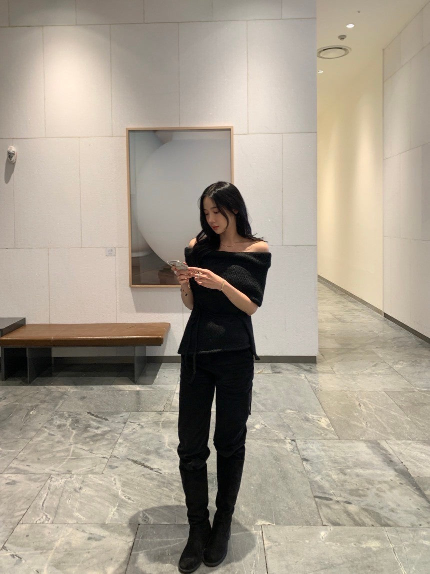 Fri. 節日氛圍 法式大翻領綁帶腰身針織上衣 黑