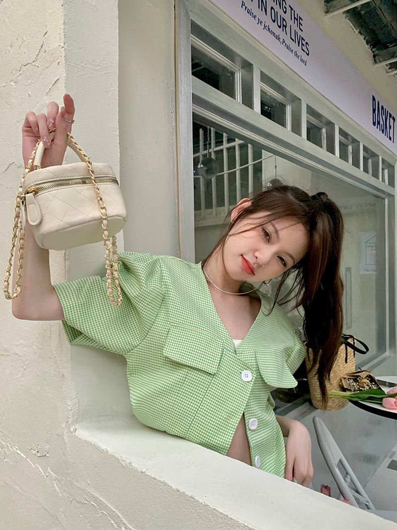 Wed. 泡泡袖綠格子短外套