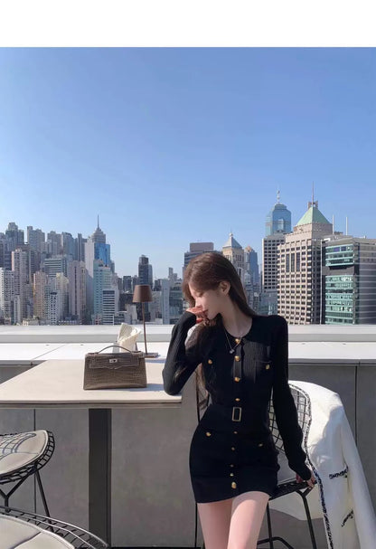 Thu. 江浙滬千金腰帶式金釦圓領針織連衣裙 黑