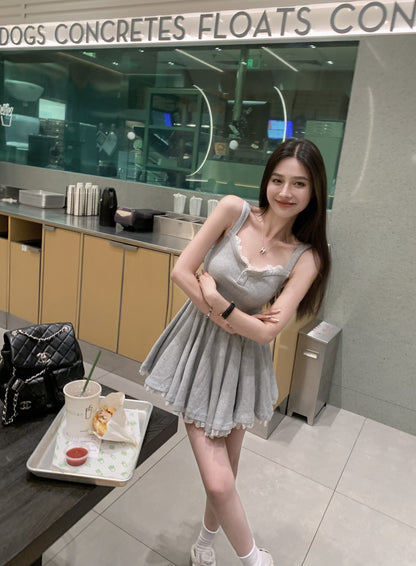 Wed. 芭比收腰蕾絲裙