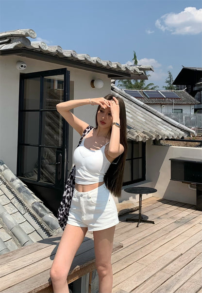 Mon. 休閒百搭高腰修身短褲 白