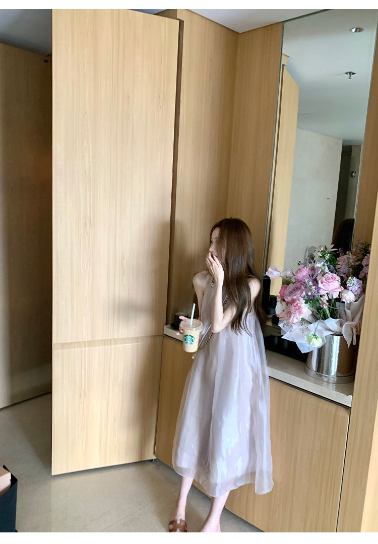 Sat. 麻繩繞脖飄飄裙