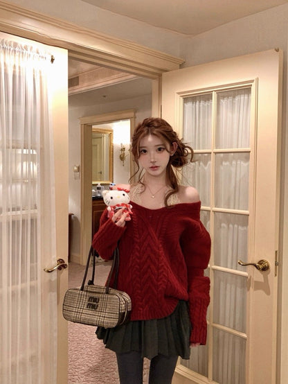 Tue. 歐尼香氣氣質V領百搭紅色麻花上衣 灰色百褶裙