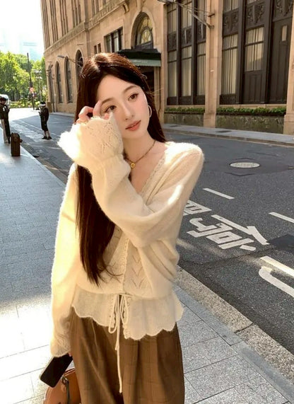 Mon. 氣質嬰駝雲柔紗絲柔針織上衣