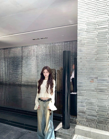 Fri. 奶喵小隊 縷空鉤花袖羊駝針織收腰上衣 杏/黑