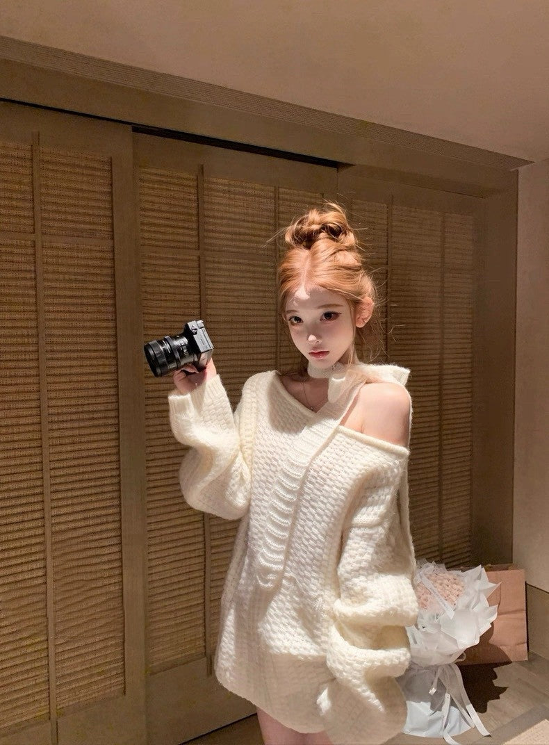 Tue. 氣質過節 聖誕vibe斜領純慾毛衣 紅/白