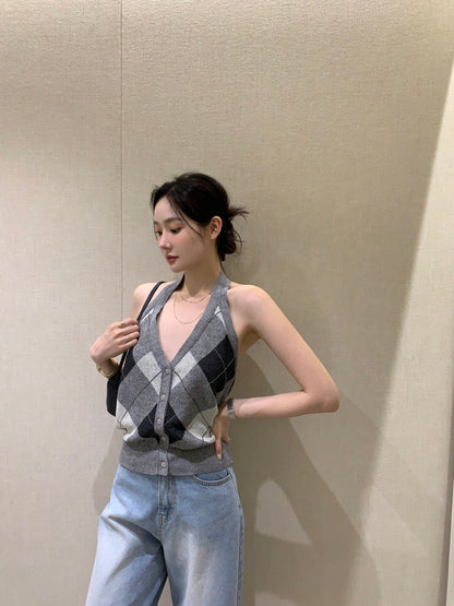 Tue. 復古菱格掛脖針織背心 灰