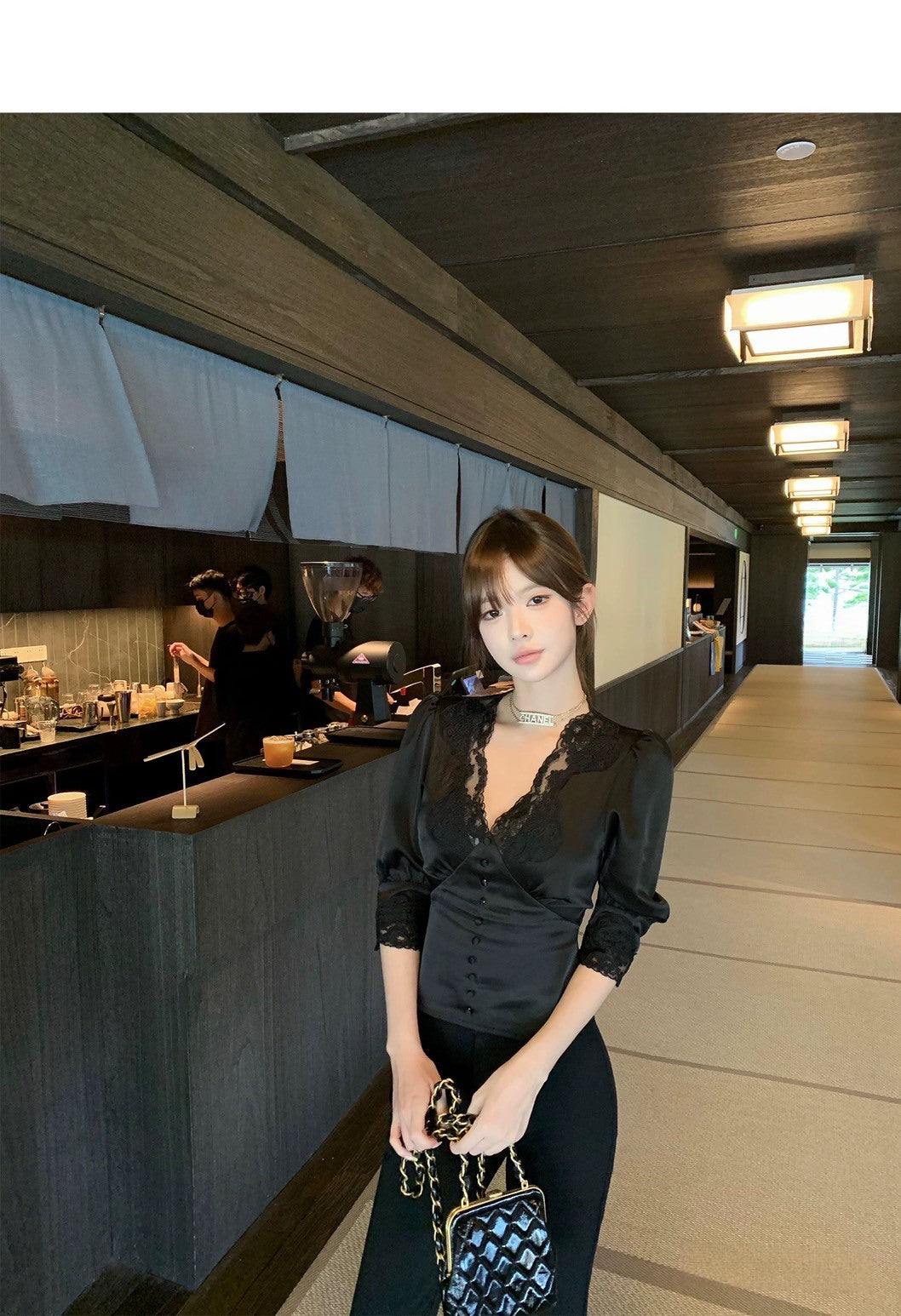 Fri. 韓女氛圍 高奢醋酸蕾絲泡泡袖上衣 黑