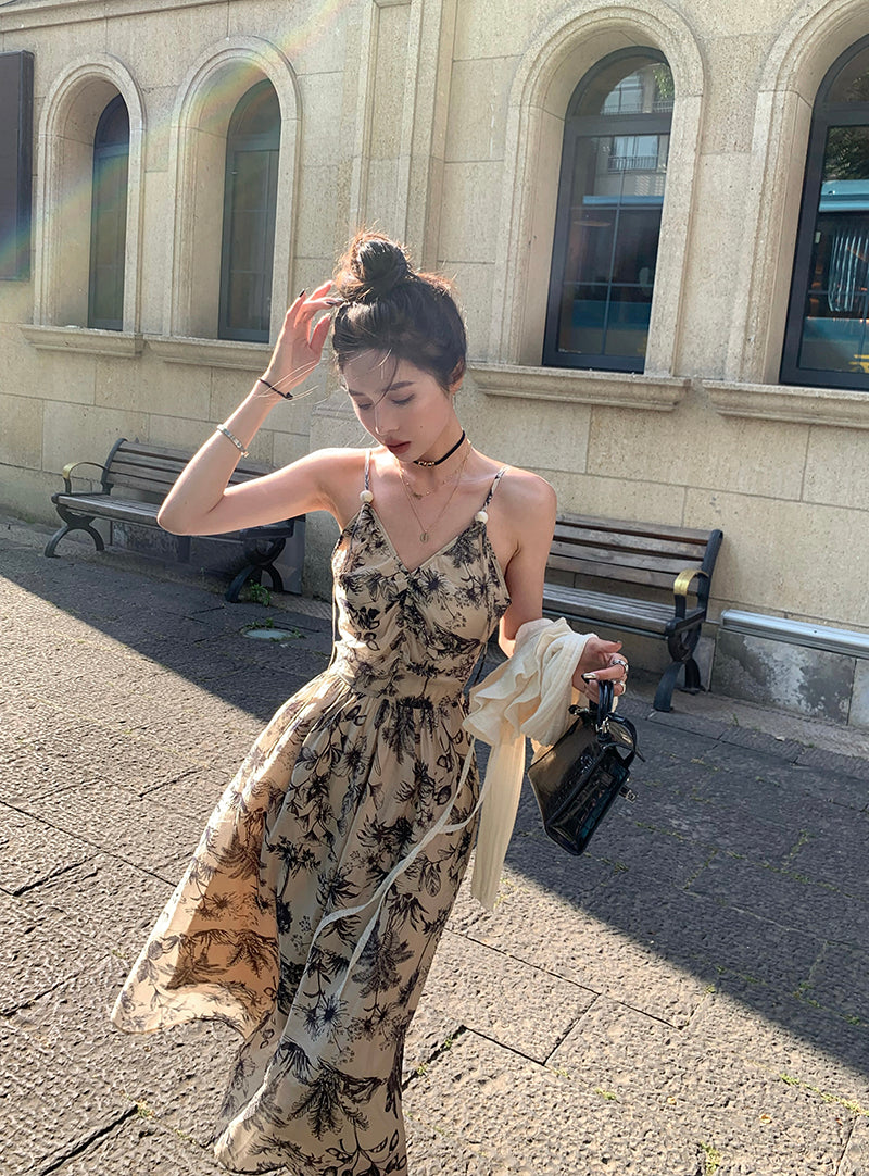 Sun. 水墨繁花 露背連身裙