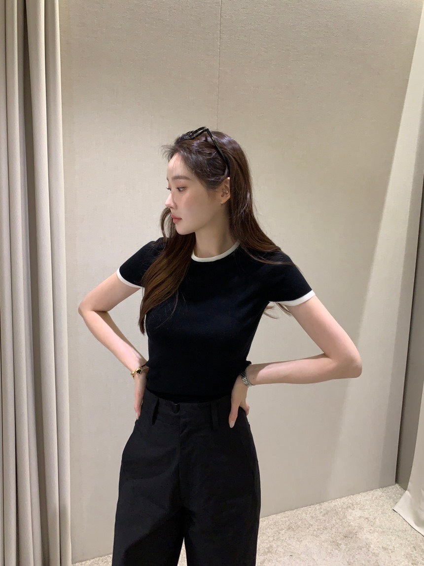 Tue. 休閒薄款圓領撞色針織上衣 黑