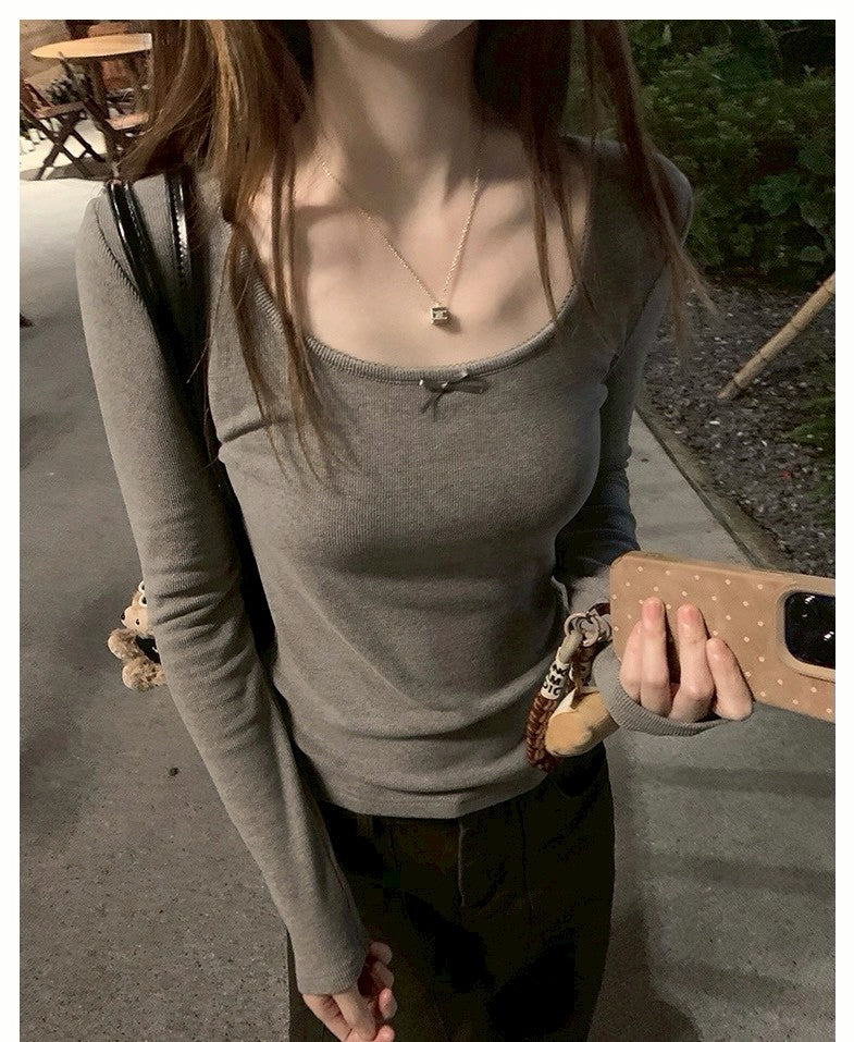 Mon. 軟呼蝴蝶結U領磨毛打底上衣 白/灰