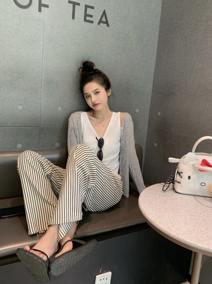 Sun. 慵懶直條亞麻抽繩褲