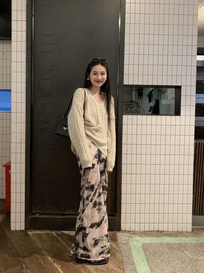 Sun. 麻花v領縷空薄款針織上衣 杏