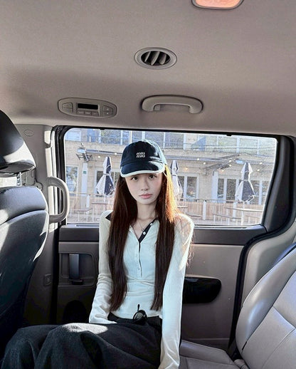 Fri. 智性感撞色polo鈕扣上衣 灰/米