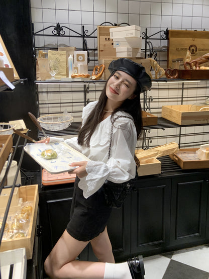 Sat. 氣質蕾絲拼接領上衣 白