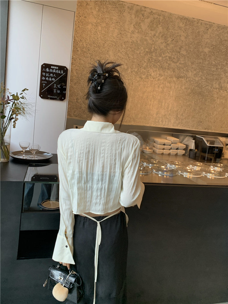 Wed. 肌理紋收腰寬領襯衫 杏色