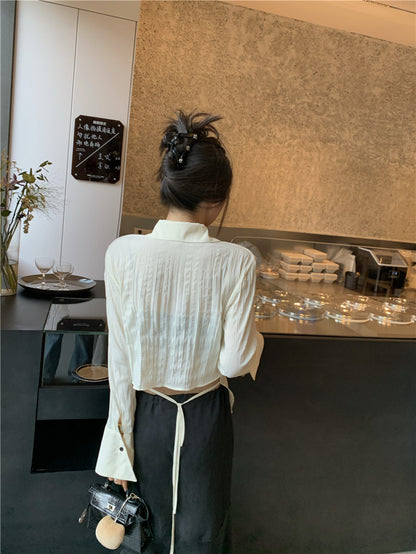 Wed. 肌理紋收腰寬領襯衫 杏色