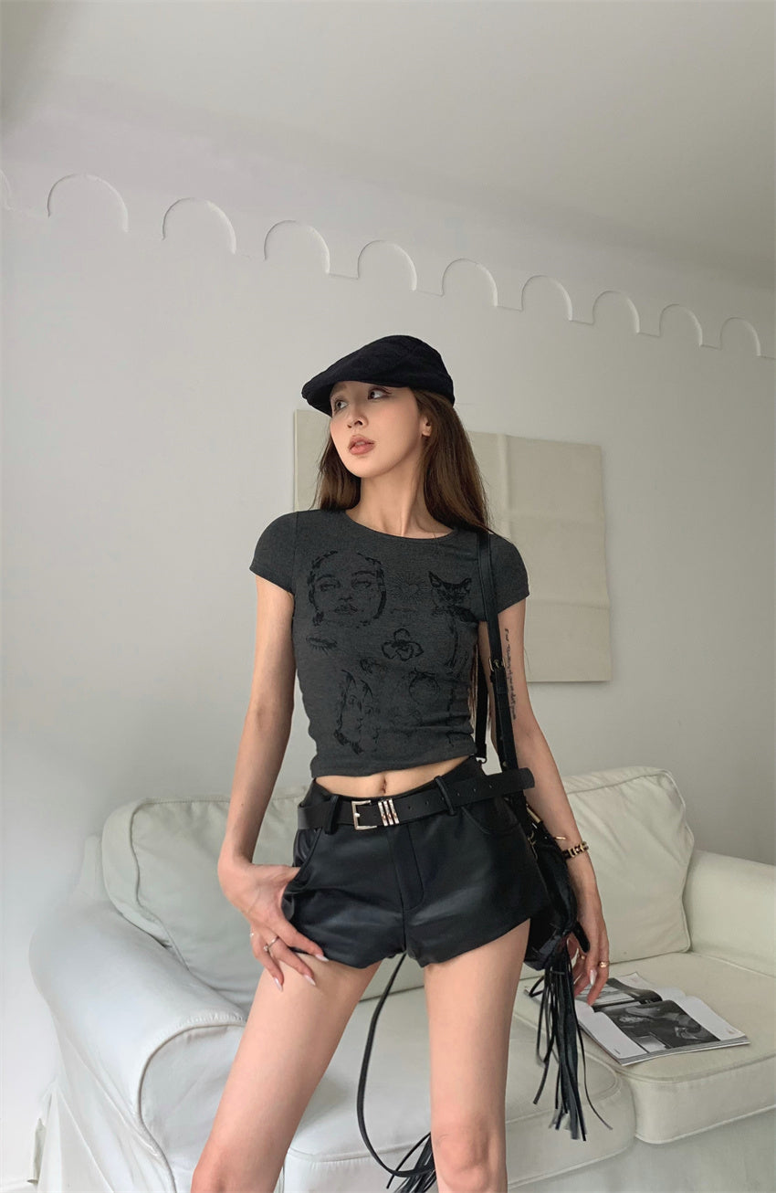 Mon. 古著塗鴉短版上衣 深灰