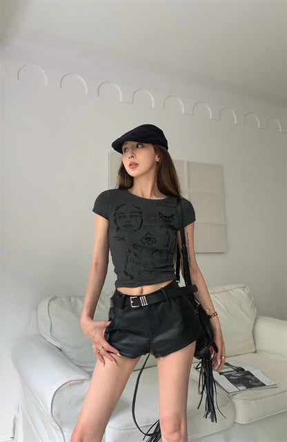 Mon. 古著塗鴉短版上衣 深灰