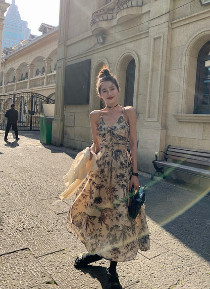 Sun. 水墨繁花 露背連身裙