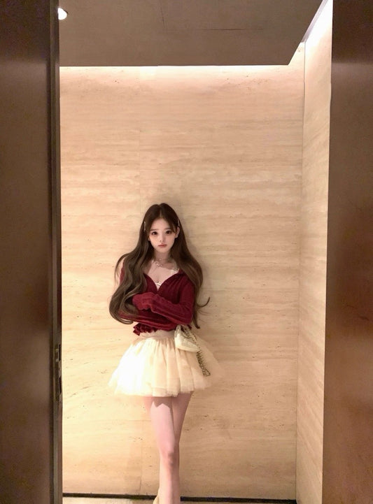 Tue. 溫婉雪松vtg木耳邊翻領羊毛衣 蛋白皺皺半身裙 紅/短款