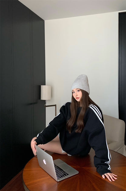 Sat. 復古美式連肩衛衣 灰/黑