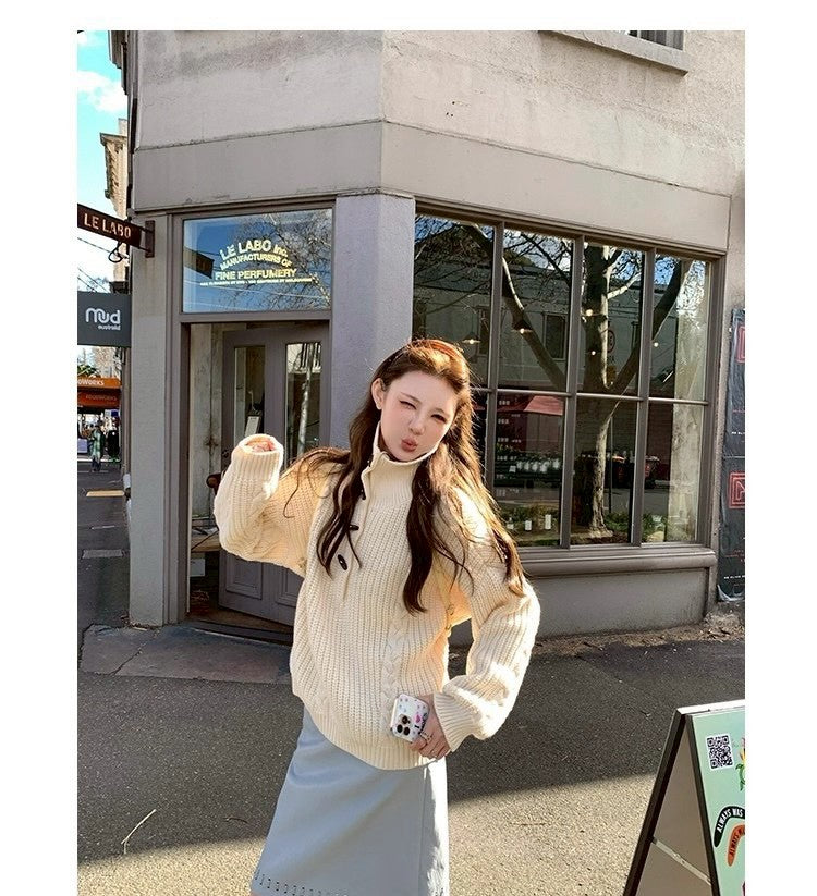 Thu. 濟州橙酒 厚麻花鈕扣高領針織上衣 杏